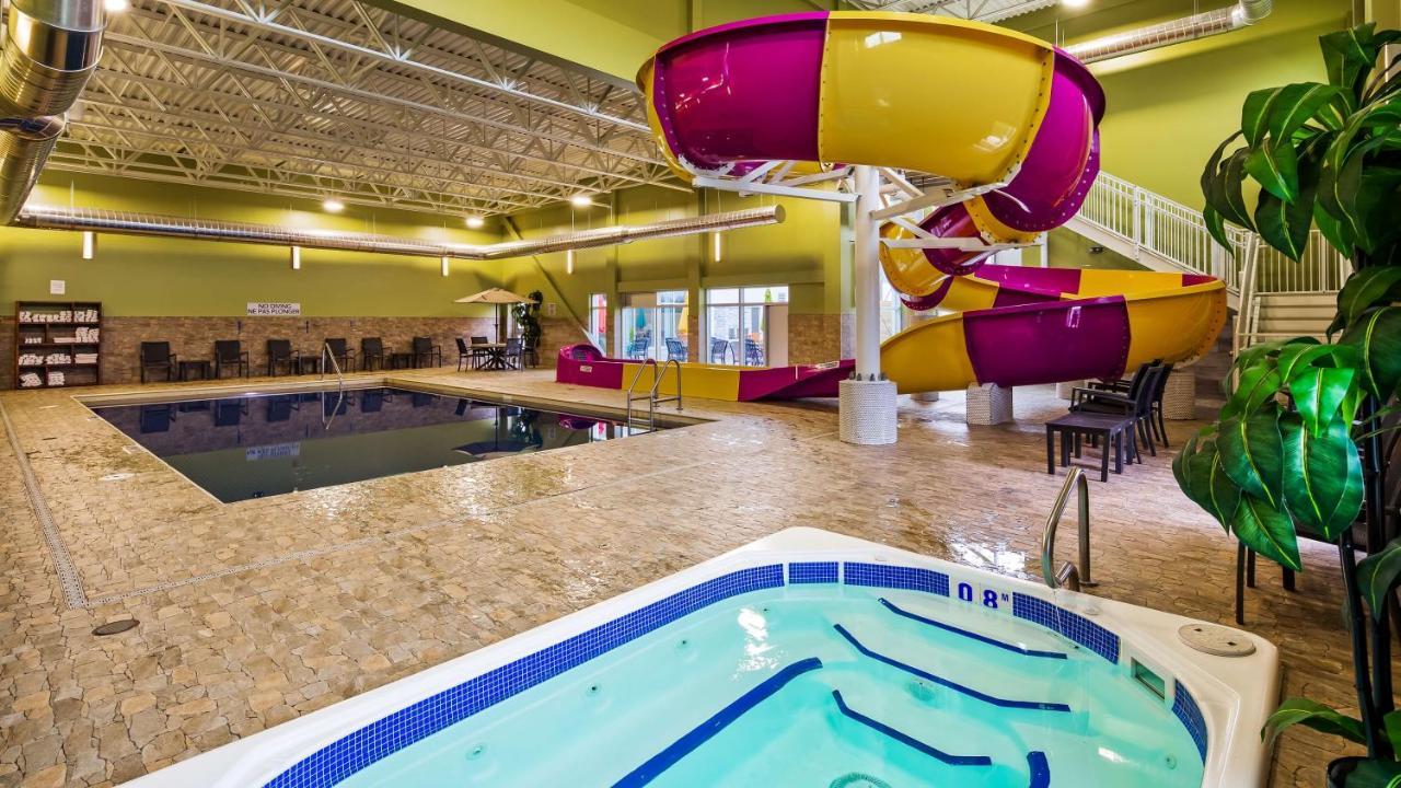 Best Western Plus St. John'S Airport Hotel And Suites Exteriör bild